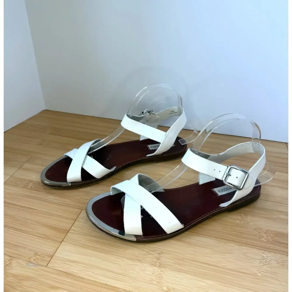 Steve Madden Bayle-R White Sandals Vegan Leather Silver Hardware Size 9.5